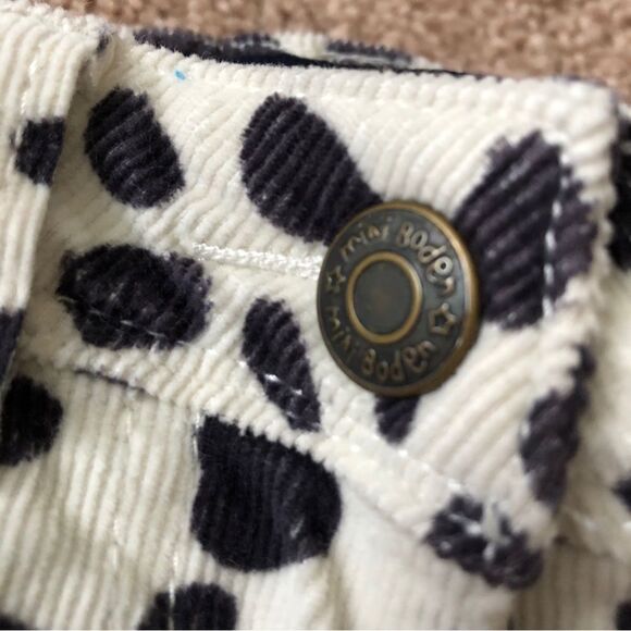 Mini Boden Cow Print Cords Girls 5Y Pants Button Close Zip Fly Black White - Picture 6 of 9